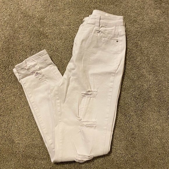 Denim - NWOT Destroyed White Stretch Jeans
